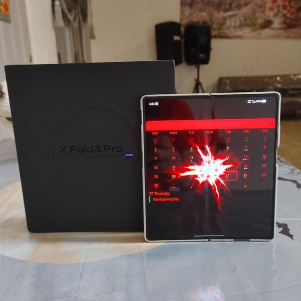 vivo X Fold3 Pro - Unlocked Non-US, 256 GB, White, 12 GB