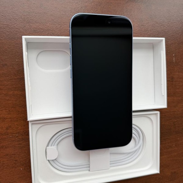 Apple iPhone 17 - Unlocked, 256 GB, Mist Blue, A3258