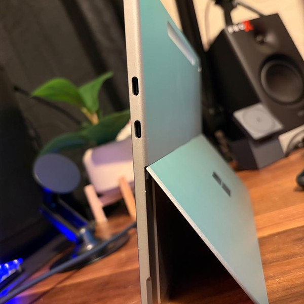 Microsoft Surface Pro 12-inch - Wi-Fi, 256 GB, Platinum, 16 GB, Snapdragon X Plus