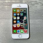 Good Apple iPhone SE 1st Gen 2016 - Unlocked, 16 GB, Silver, A1662