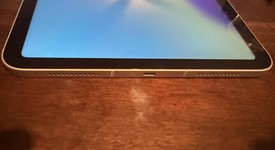Mint
													Apple iPad 11th Gen - Unlocked, Silver, 128 GB, A3355, photo 3 of 7