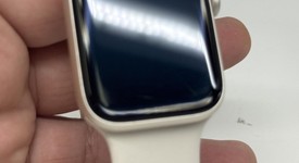 Good
													Apple Watch SE 2nd Gen 44mm - Unlocked, Silver, A2727 - Cellular, Aluminum, photo 1 of 6