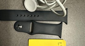 Fair
													Apple Watch Series 7 45mm - Verizon, Midnight, A2477 - Cellular, Aluminum, photo 4 of 17