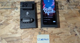 Mint
													Motorola Edge Plus (2023) - Unlocked, Black, 512 GB, 8 GB, photo 1 of 7