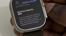 Good
													Apple Watch Ultra 49mm - Unlocked, Titanium, A2622, photo 3 of 11