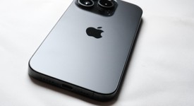 Mint
													Apple iPhone 15 Pro - Unlocked, Black, 256 GB, A2848, photo 4 of 16
