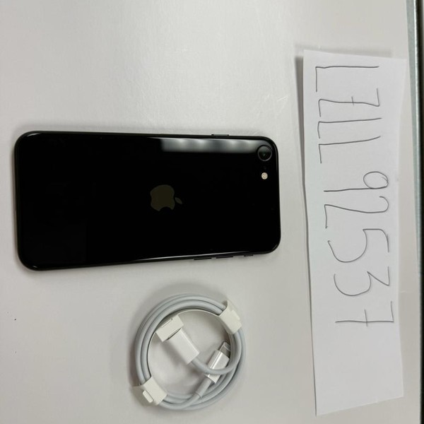 Apple iPhone SE 3rd Gen 2022 - Unlocked, 64 GB, Midnight, A2595