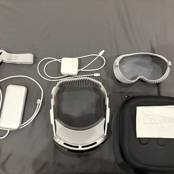 Apple Vision Pro - 256 GB