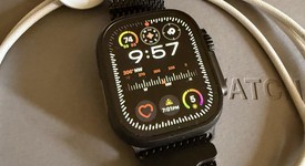 Mint
													Apple Watch Ultra 2 49mm - Unlocked, Black, A2986, photo 2 of 5