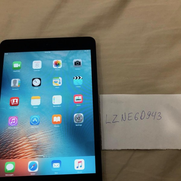 Apple iPad Mini - Wi-Fi, 16 GB, Black