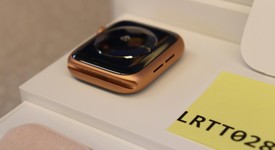 Mint
													Apple Watch Series 4 44mm - Gold, A1978 - GPS, Aluminum, photo 5 of 8