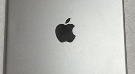 Good
													Apple iPad 11th Gen - AT&T, Silver, 128 GB, A3355, photo 3 of 4