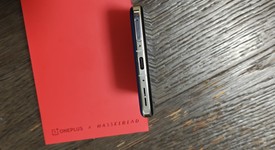 Mint
													OnePlus 13 - Unlocked, Midnight Ocean, 512 GB, 16 GB, photo 3 of 5