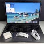 Good MacBook Air 2020 - 13 inch - 256 GB, Gray, 8 GB, Apple M1