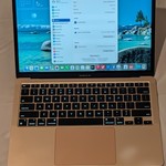 Good MacBook Air 2020 - 13 inch - 256 GB, Gold, 8 GB, Apple M1
