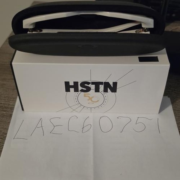 Meta Oakley HSTN - White