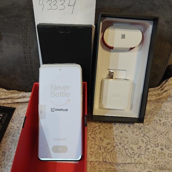 OnePlus 13 - Unlocked, 512 GB, Arctic Dawn, 16 GB