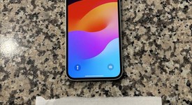 Good
													Apple iPhone 13 - AT&T, Starlight, 128 GB, A2482, photo 5 of 6
