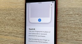 Mint
													Apple iPhone SE 3rd Gen 2022 - Unlocked, Red, 128 GB, A2595, photo 5 of 10