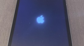Fair
													Apple iPad Air 4th Gen - AT&T, Gray, 64 GB, A2324, photo 4 of 11