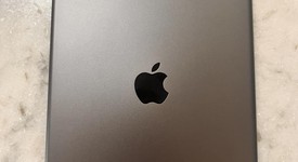 Mint
													Apple iPad 8th Gen - Wi-Fi, Gray, 32 GB, A2270, photo 2 of 3