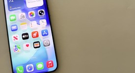 Mint
													Apple iPhone 15 Pro Max - Unlocked, White, 256 GB, A2849, photo 1 of 11