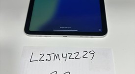 Mint
													Apple iPad 10th Gen - Wi-Fi, Silver, 256 GB, A2696, photo 1 of 8