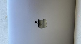 Good
													MacBook Pro 2018 (With Touch Bar) - 13" - I5, Gray, 256 GB, 8 GB, photo 1 of 8