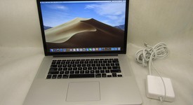 Good
													MacBook Pro 2015 (Retina) - 15" - Silver, 512 GB, 16 GB, photo 1 of 16