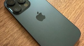 Mint
													Apple iPhone 16 Pro - Unlocked, Black, 256 GB, A3083, photo 2 of 12