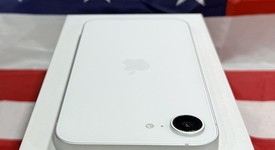 Mint
													Apple iPhone 16e - Verizon, White, 256 GB, A3212, photo 4 of 14