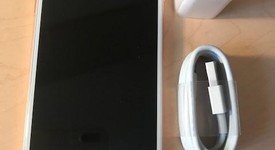 Good
													Apple iPhone 6S - Verizon, Rose Gold, 32 GB, A1688, photo 2 of 7