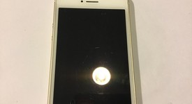 Good
													Apple iPhone SE 1st Gen 2016 - AT&T, Gold, 32 GB, A1662, photo 4 of 11