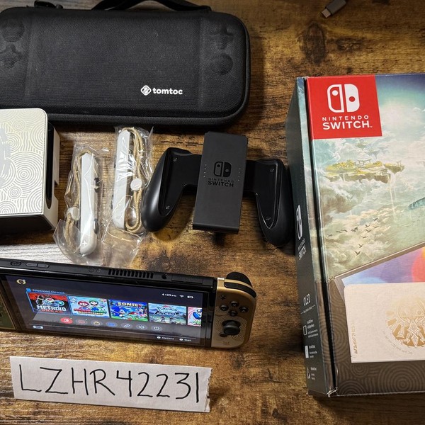 Nintendo Switch - OLED - 64 GB, White, The Legend of Zelda: Tears of the Kingdom Edition