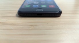 Good
													Apple iPhone SE 2nd Gen 2020 - Unlocked, Black, 64 GB, A2275, photo 3 of 14
