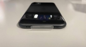 Mint
													Apple iPhone 11 - AT&T, Black, 64 GB, A2111, photo 2 of 6