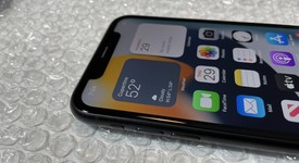 Good
													Apple iPhone Xr - Unlocked, Black, 64 GB, A1984, photo 4 of 9