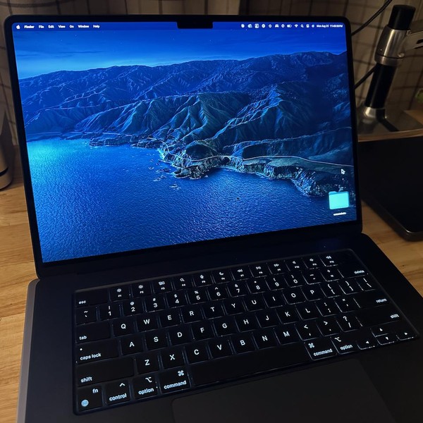 MacBook Air 2023 (M2) - 15 inch - 512 GB, Midnight, 8 GB, Apple M2