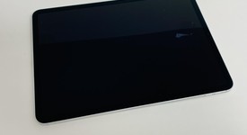Good
													Apple iPad Pro 11" 2nd Gen 2020 - Unlocked, Silver, 256 GB, A2068, photo 2 of 8