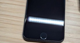 Good
													Apple iPhone SE 3rd Gen 2022 - Unlocked, Midnight, 64 GB, A2595, photo 3 of 11