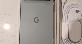 Good
													Google Pixel 9 Pro - Unlocked, Hazel, 256 GB, 16 GB, GR83Y, photo 5 of 12