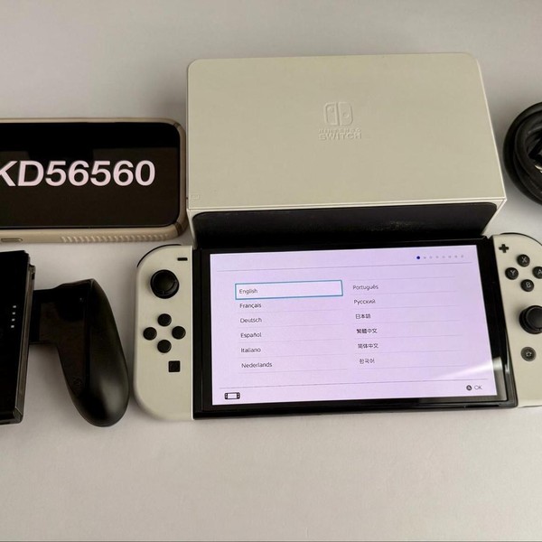 Nintendo Switch - OLED - 64 GB, White