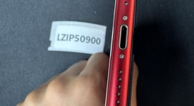Fair
													Apple iPhone SE 3rd Gen 2022 - Unlocked, Red, 64 GB, A2595, photo 4 of 8