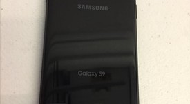 Good
													Samsung Galaxy S9 - Cricket, Black, 64 GB, SM-G960U, photo 3 of 6