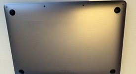 Good
													MacBook Pro 2022 - 13" - Apple M2, Gray, 512 GB, 8 GB, photo 2 of 16