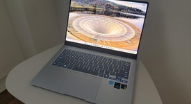 Mint
													Samsung Galaxy Book4 Edge - Sapphire, 512 GB, 16 GB, 14", photo 4 of 9