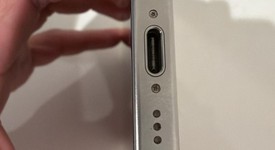 Good
													Apple iPhone 15 Pro - Unlocked Non-US, White, 512 GB, A3102, photo 6 of 6