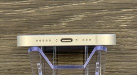 Good
													Apple iPhone 16e - Unlocked, White, 128 GB, A3212, photo 5 of 7