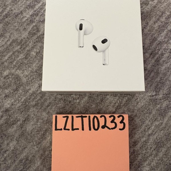 Apple AirPods 3rd Gen - MagSafe Case