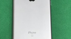 Mint
													Apple iPhone 6S - Unlocked, Grey, 32 GB, A1633, photo 5 of 5
